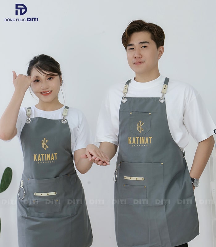 Đồng phục tạp dề cafe signature màu xám hiện đại 6 dong phuc tap de quan cafe katinat 5