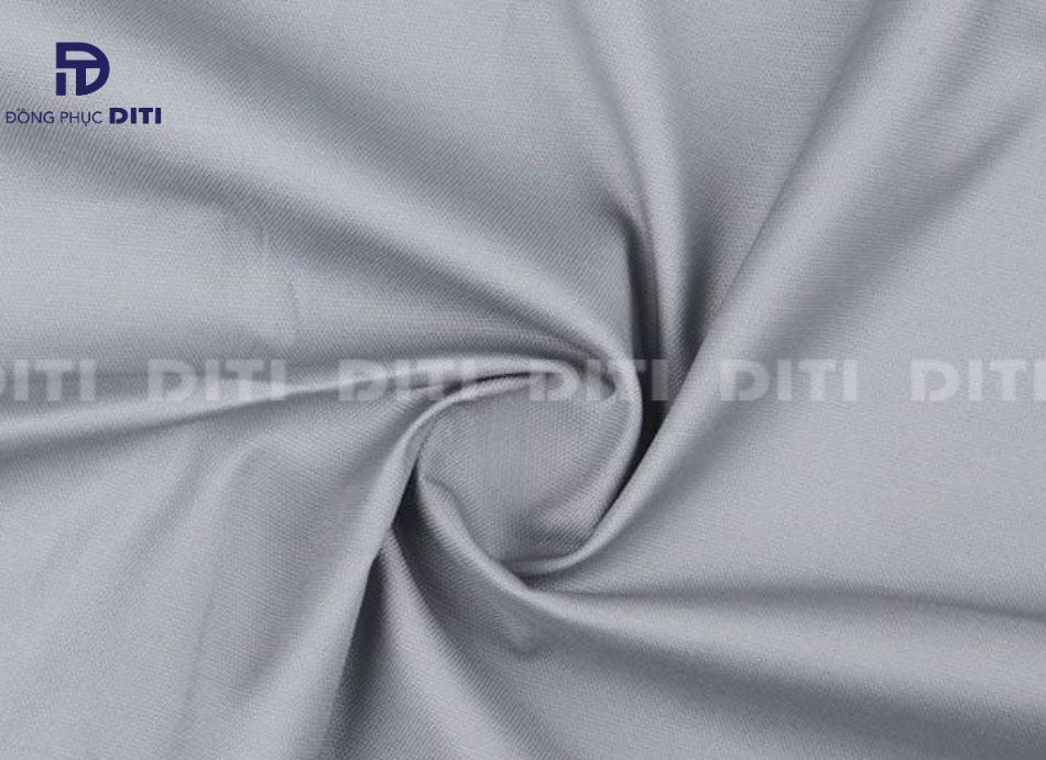 Cotton poly được tạo ra bằng việc kết hợp giữa sợi cotton tự nhiên