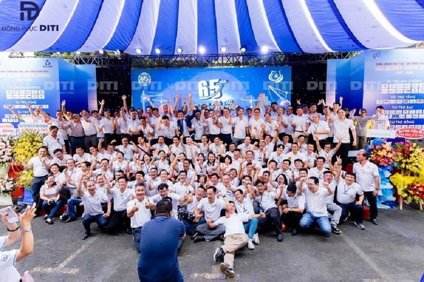 Áo phong đồng phục họp lớp nhiều năm sau ra trường 
