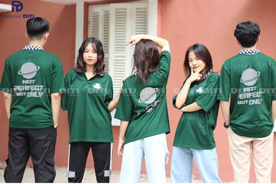 Áo thun đồng phục nhóm đẹp phù hợp với giới trẻ hiện nay
