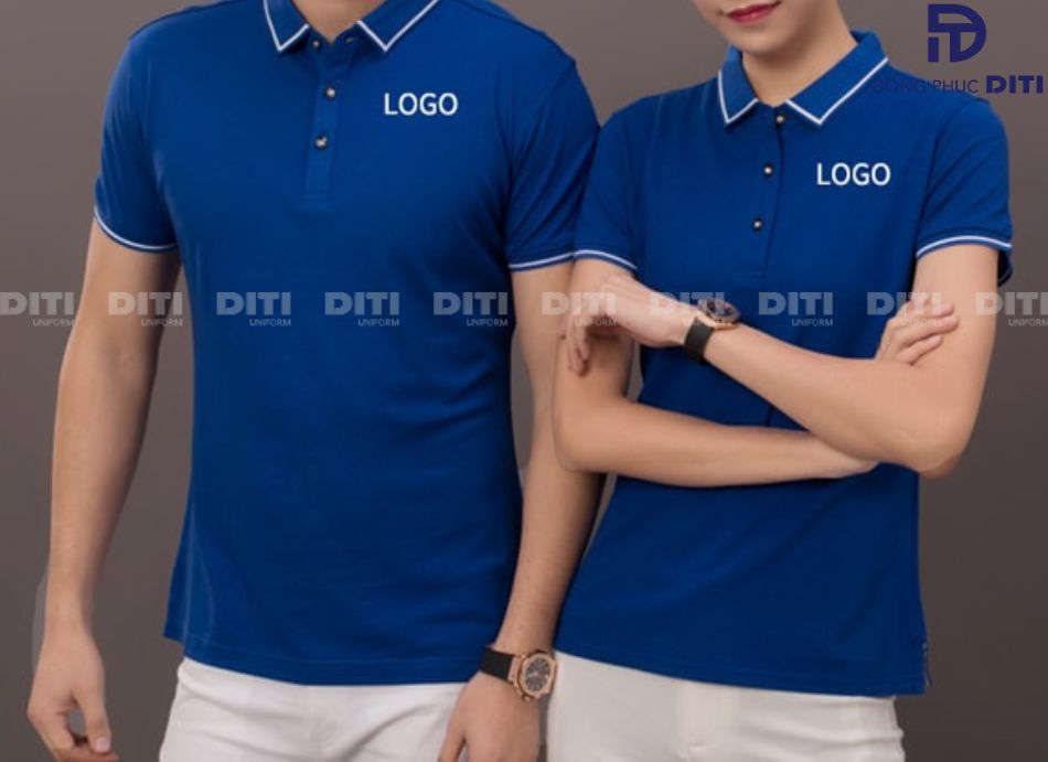 Mẫu áo đồng phục công ty lấy màu chủ đạo là xanh dương