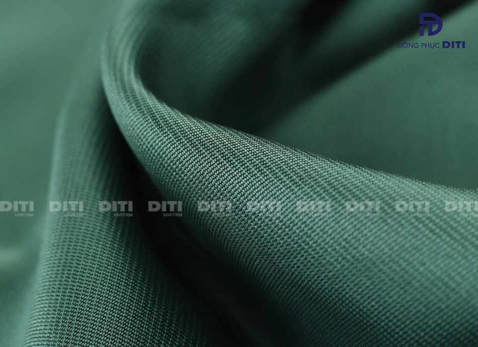 Vải cotton poly là gì? Ưu điểm và nhược điểm của chất liệu